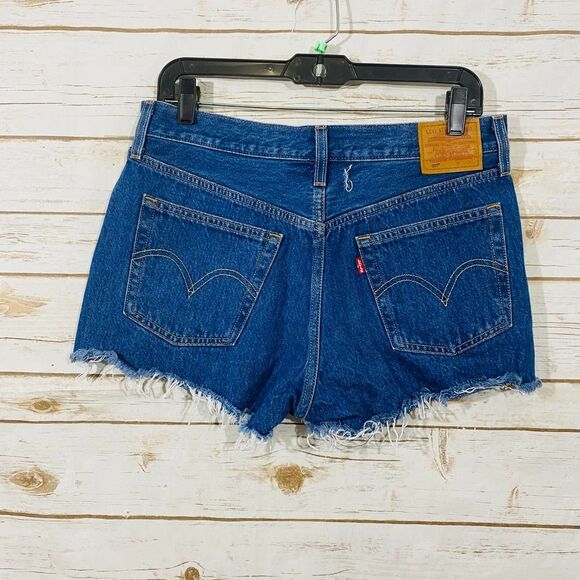 Levi's 501 Women's Cut-off Rip Distressed Jean Short Blue 100% Cotton Size 29W - Picture 3 of 6